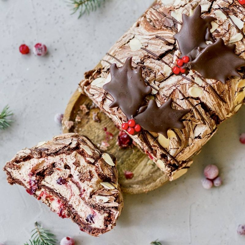 Шоколадно-меренговое «Полено»