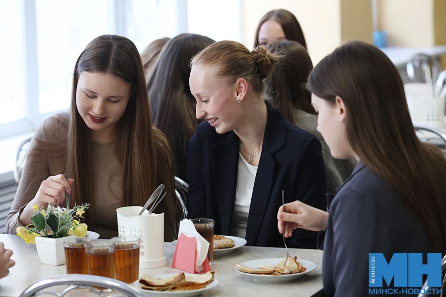 Меню школьных столовых: от кебаба до тортильи