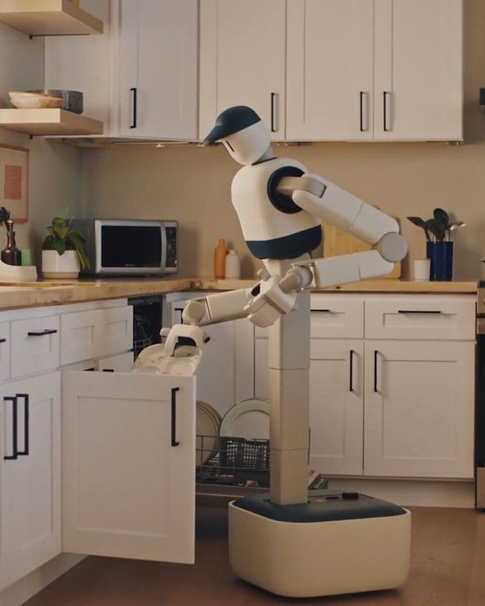 Новый домашний робот готовит кофе и наводит порядок