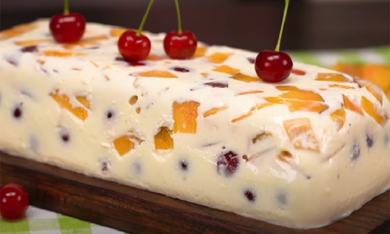 Летний десерт, который не требует выпечки: освежающий заменитель мороженого