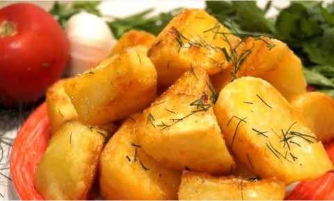 Непревзойденный картофель: как добиться хрустящей корочки и нежного пюре