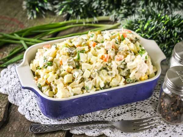 Оливье с курицей: современный взгляд на традиционный салат