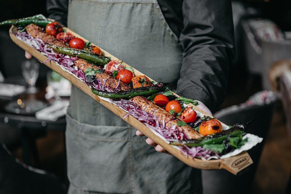 Как приготовить метровый куриный люля для незабываемой вечеринки