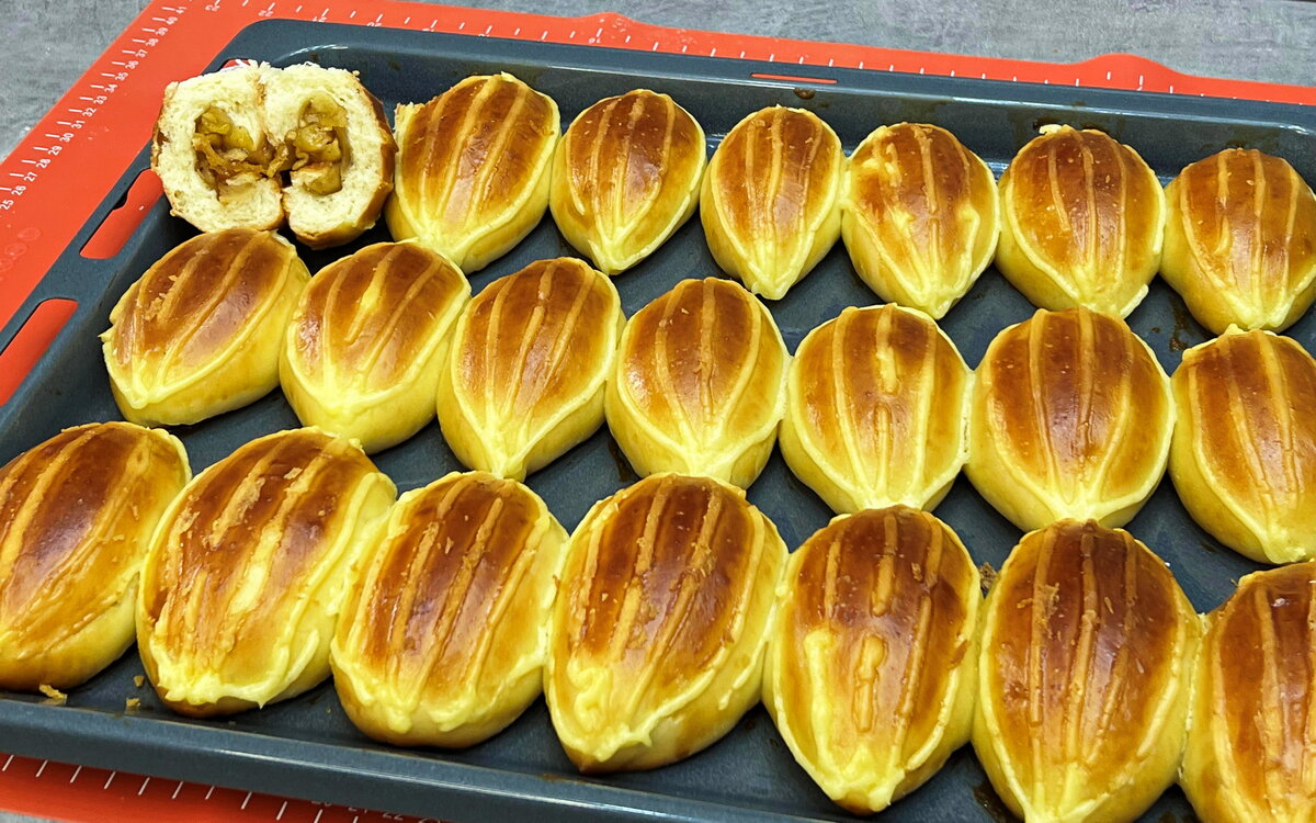 Пирожки с яблоком и заварным кремом: лакомство, которое покорит сердца