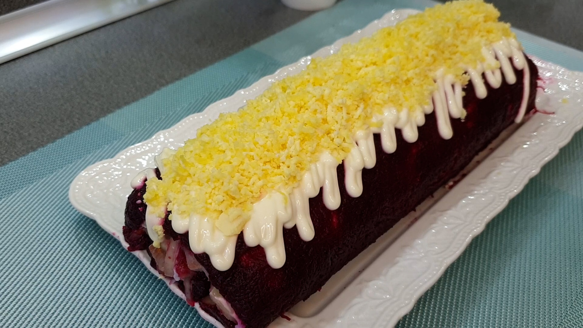 Невероятный салат для праздников: привычный вкус в новом исполнении