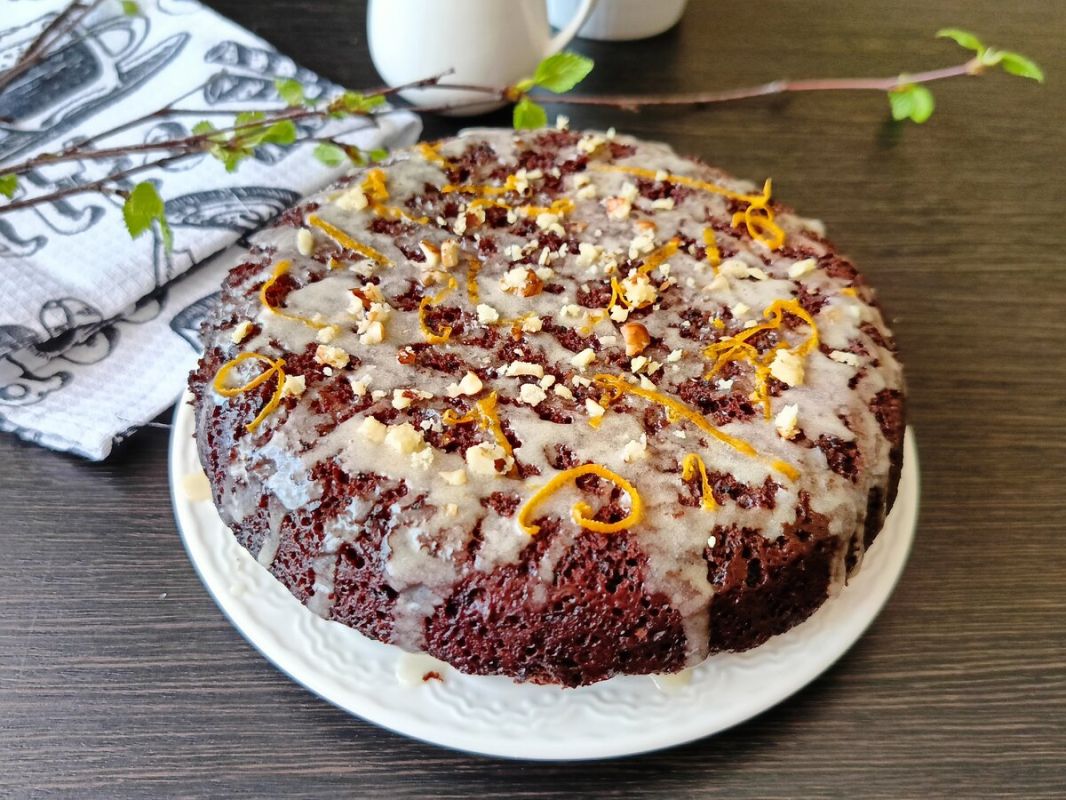 Шоколадный пирог с орехами: быстро и вкусно