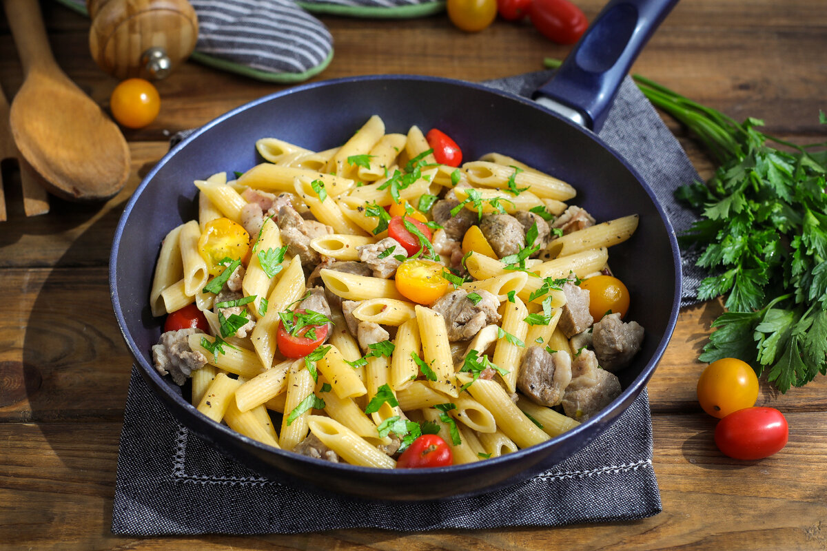 Невероятный рецепт перышек со свининой и беконом: быстро и вкусно