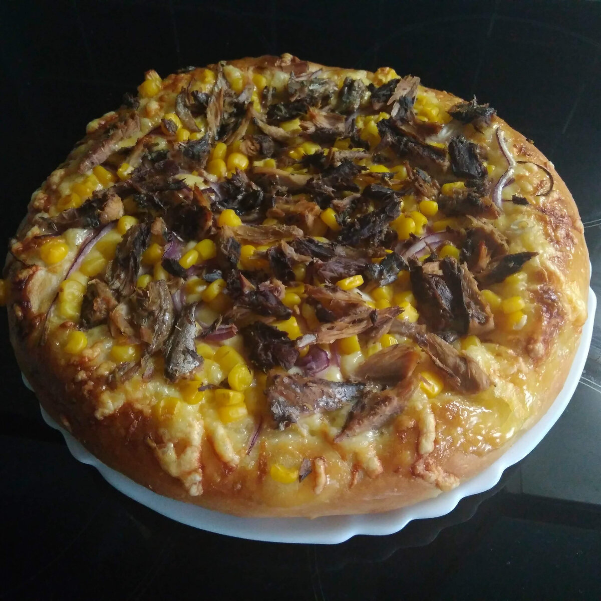 Японская пицца с тунцом: новый взгляд на любимое блюдо