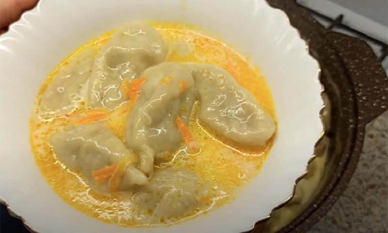 Пельмени в сливках: как морковь преобразует привычное блюдо