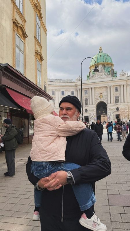 Семейная идиллия: Меладзе и Джанабаева на отдыхе в Австрии