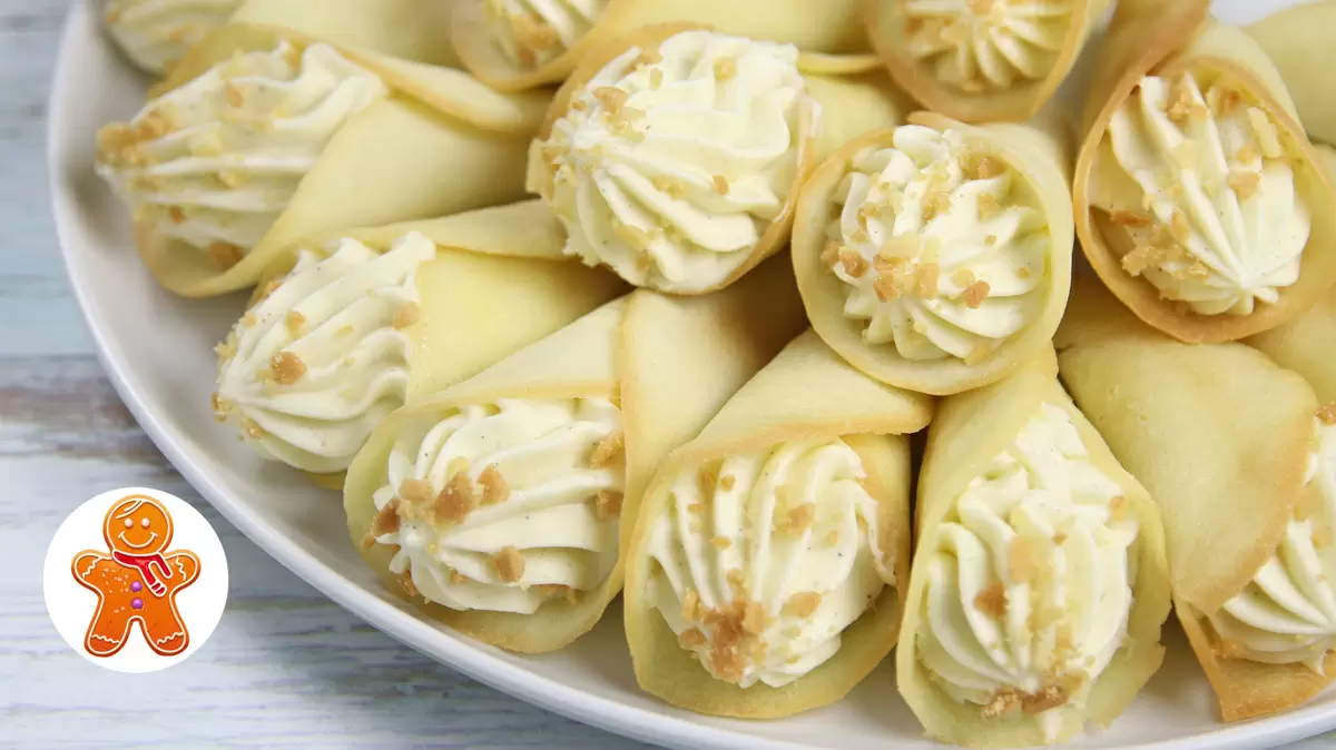 Сахарные рожки с кремом: изысканная сладость без вафельницы