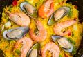 Паэлья: Кулинарное Путешествие в Мир Морепродуктов и Специй