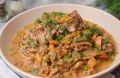 Куриная печень, тушеная в сметане с овощами: простой и вкусный рецепт